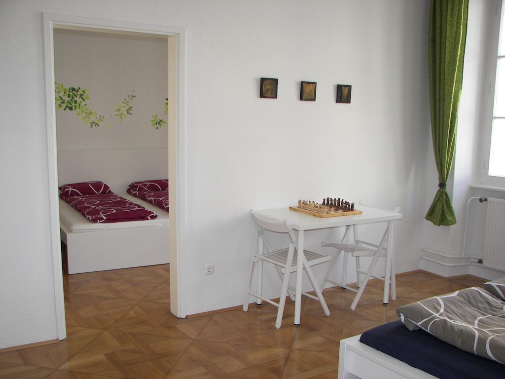 Apartment Eve Rooms Liubliana Habitación foto